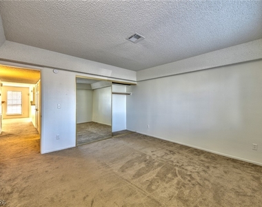 1751 E Reno Avenue - Photo Thumbnail 10
