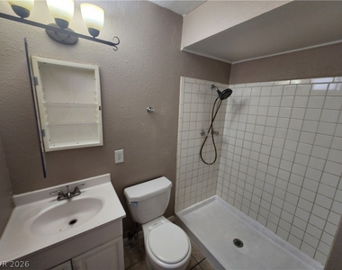 1705 Breckenwood Court - Photo Thumbnail 11