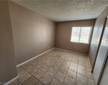 1705 Breckenwood Court - Photo Thumbnail 5