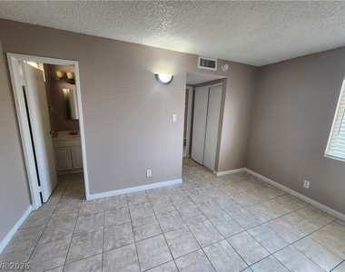 1705 Breckenwood Court - Photo Thumbnail 10