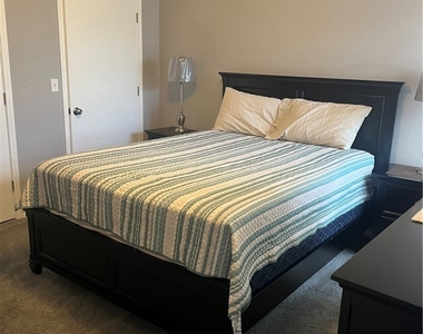 7255 W Sunset Road - Photo Thumbnail 20