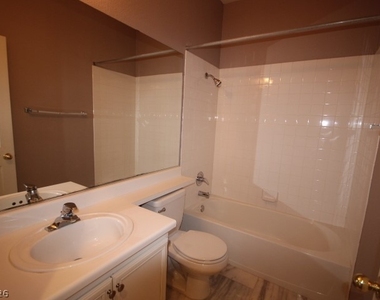 947 Whispering Grove Avenue - Photo Thumbnail 22