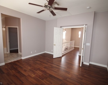 947 Whispering Grove Avenue - Photo Thumbnail 31