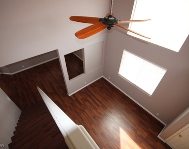 947 Whispering Grove Avenue - Photo Thumbnail 33