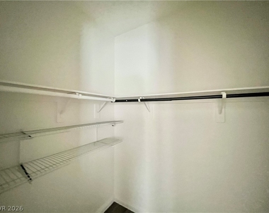 9493 Alma Ridge Avenue - Photo Thumbnail 16