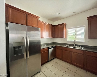9493 Alma Ridge Avenue - Photo Thumbnail 10