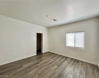 9493 Alma Ridge Avenue - Photo Thumbnail 30