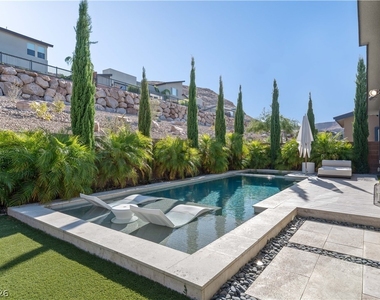 9719 Starlight Ridge Avenue - Photo Thumbnail 22
