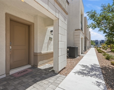 6155 Garden Oasis Street - Photo Thumbnail 36