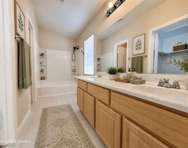 3416 President Pride Place - Photo Thumbnail 8