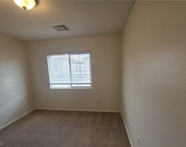 8660 Diamond Sand Avenue - Photo Thumbnail 29