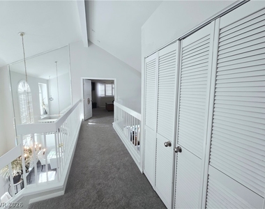 2449 Sage Pointe Circle - Photo Thumbnail 18