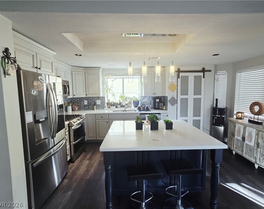 2449 Sage Pointe Circle - Photo Thumbnail 11