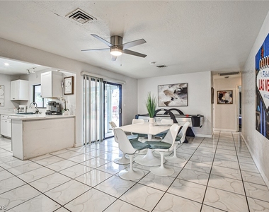 1505 Hialeah Drive - Photo Thumbnail 5
