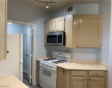 7189 S Durango Drive - Photo Thumbnail 7
