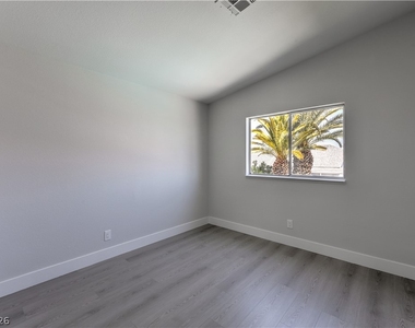 6348 Vicuna Drive - Photo Thumbnail 25