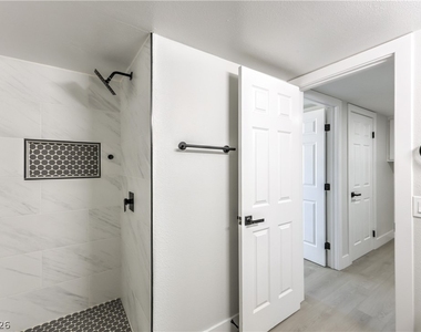 6348 Vicuna Drive - Photo Thumbnail 14