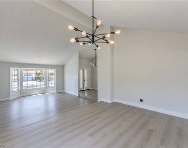 6348 Vicuna Drive - Photo Thumbnail 3
