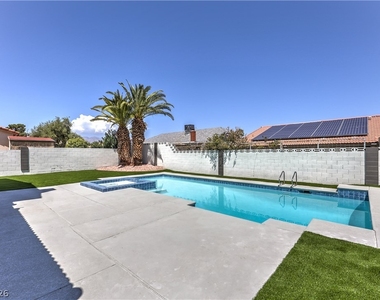 6348 Vicuna Drive - Photo Thumbnail 28