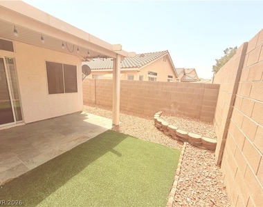 5905 Silver Heights Street - Photo Thumbnail 16