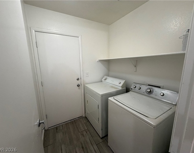 5905 Silver Heights Street - Photo Thumbnail 13