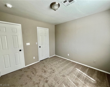 9924 Clover Field Court - Photo Thumbnail 23