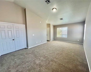 9924 Clover Field Court - Photo Thumbnail 13