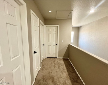 9924 Clover Field Court - Photo Thumbnail 18