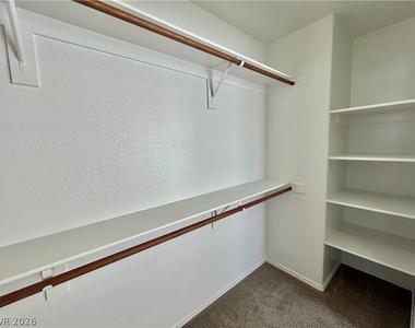 9924 Clover Field Court - Photo Thumbnail 17