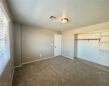 9924 Clover Field Court - Photo Thumbnail 19