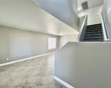 9924 Clover Field Court - Photo Thumbnail 2