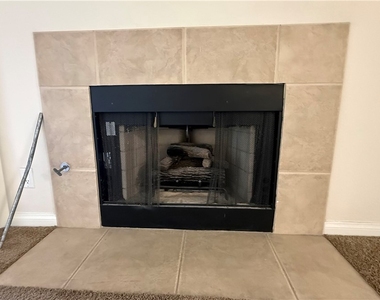 2200 S Fort Apache Road - Photo Thumbnail 21