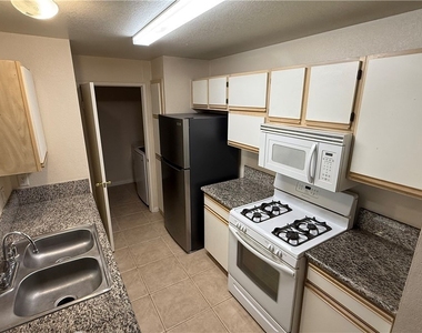 2200 S Fort Apache Road - Photo Thumbnail 10