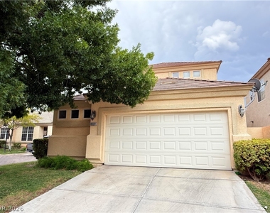 8034 Arcadian Lane - Photo Thumbnail 2