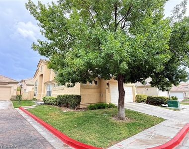 8034 Arcadian Lane - Photo Thumbnail 3