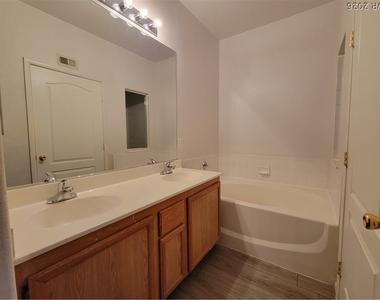 1505 Blackcombe Street - Photo Thumbnail 31