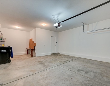 964 Wagner Valley Street - Photo Thumbnail 14