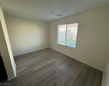 4929 Finca Street - Photo Thumbnail 14