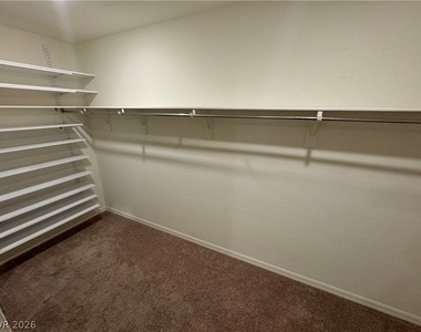 4929 Finca Street - Photo Thumbnail 9
