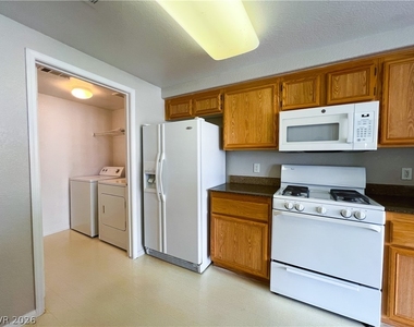 10550 W Alexander Road - Photo Thumbnail 45