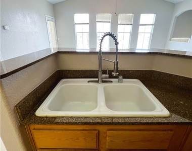 10550 W Alexander Road - Photo Thumbnail 41