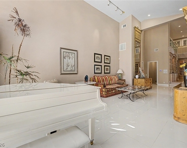 1105 Broadmoor Avenue - Photo Thumbnail 10