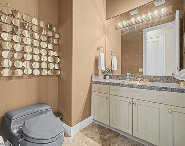 1105 Broadmoor Avenue - Photo Thumbnail 20