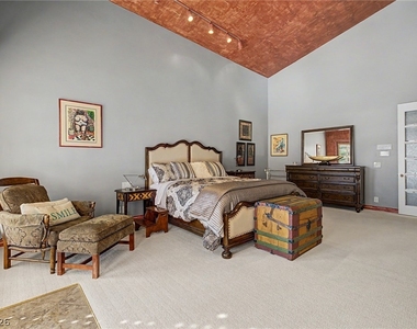 1105 Broadmoor Avenue - Photo Thumbnail 24