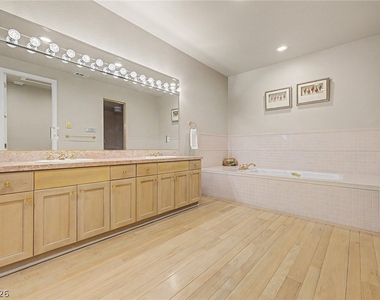1105 Broadmoor Avenue - Photo Thumbnail 43