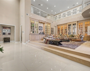 1105 Broadmoor Avenue - Photo Thumbnail 4