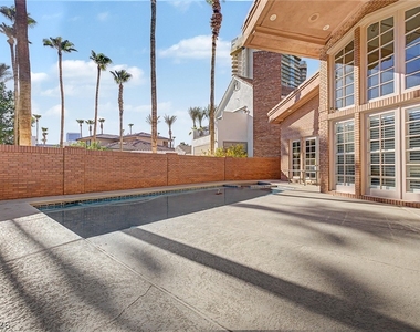 1105 Broadmoor Avenue - Photo Thumbnail 61