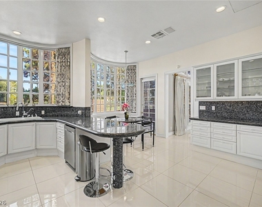1105 Broadmoor Avenue - Photo Thumbnail 14