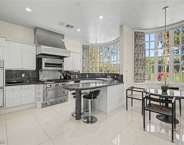 1105 Broadmoor Avenue - Photo Thumbnail 15