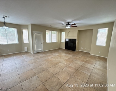 2768 Craigmillar Street - Photo Thumbnail 11